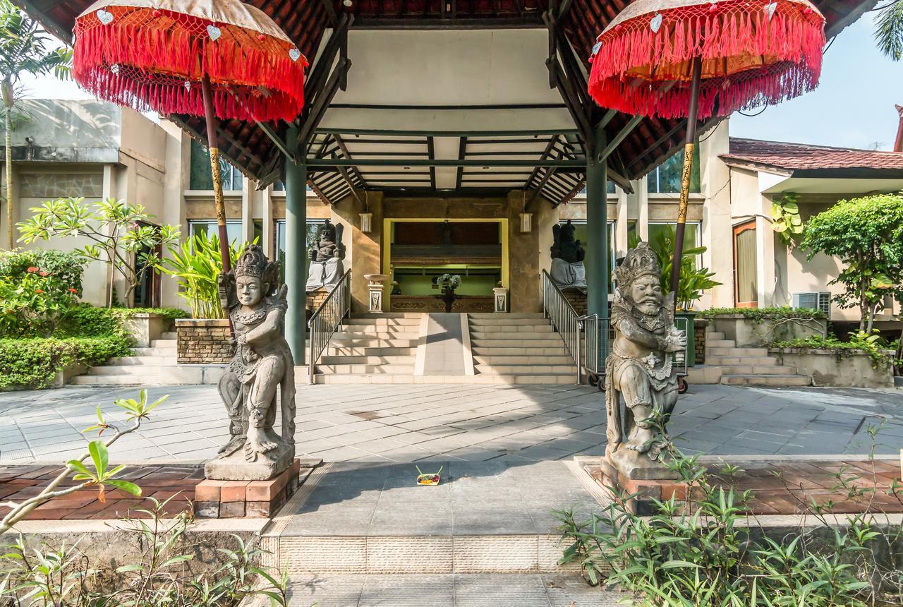 Zen Rooms Kuta Jenggala Beach エクステリア 写真